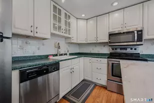 335 Judson Ave, Groton, CT 06355 - Photo 14