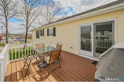 8 Heartwell Drive, Groton, CT 06340 - Photo 12