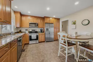 8 Heartwell Dr, Groton, CT 06340 - Photo 14