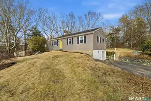 28 Juniper Ln, Griswold, CT 06351 - Photo 2