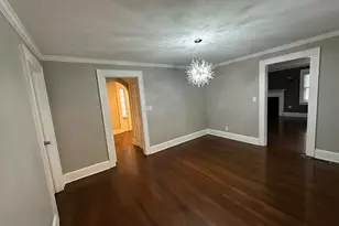 70 Hawthorne St, Bridgeport, CT 06610 - Photo 10