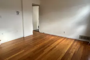 128 Laurel Ct, Plainville, CT 06062 - Photo 4