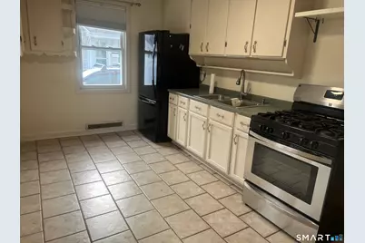 128 Laurel Court, Plainville, CT 06062 - Photo 2