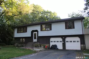 211 Macktown Rd, Windsor, CT 06095 - Photo 2