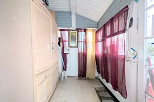 188 Holly St, Bridgeport, CT 06607 - Photo 10