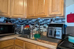 188 Holly St, Bridgeport, CT 06607 - Photo 14