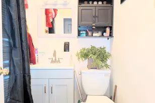 188 Holly St, Bridgeport, CT 06607 - Photo 18