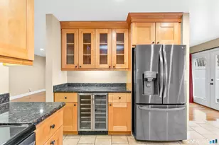 1230 Hope St, Stamford, CT 06907 - Photo 12