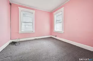 82 Bunker Hill Ave, Waterbury, CT 06708 - Photo 18