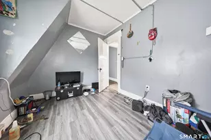 82 Bunker Hill Ave, Waterbury, CT 06708 - Photo 34