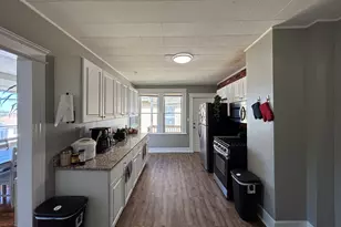 334 Hollister St, Stratford, CT 06615 - Photo 16