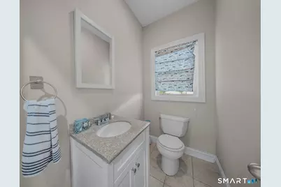 60 Hawthorne Street, West Haven, CT 06516 - Photo 12