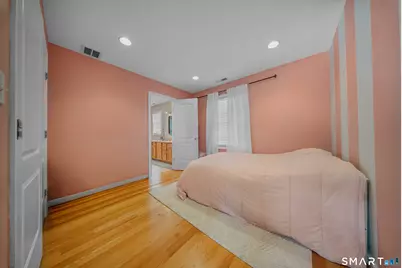 60 Hawthorne Street, West Haven, CT 06516 - Photo 14