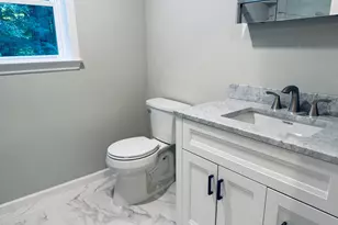 238 Berkshire Rd, Newtown, CT 06482 - Photo 20