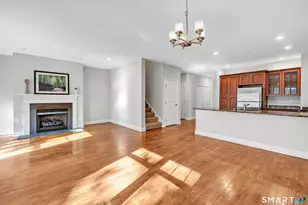 22 Ashwood Cir, Shelton, CT 06484 - Photo 10