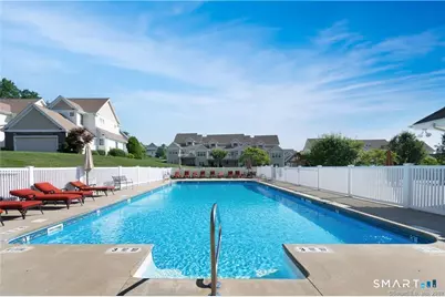 22 Ashwood Circle #22, Shelton, CT 06484 - Photo 4