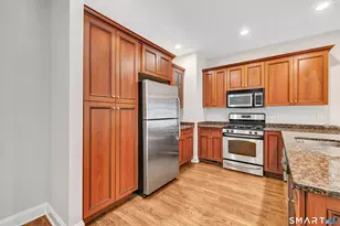 22 Ashwood Cir, Shelton, CT 06484 - Photo 16