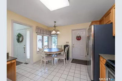 12 Boulevard Drive #31-172, Danbury, CT 06810 - Photo 18