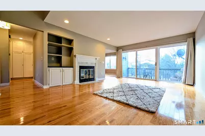 10 Ledgewood Drive #10, Brookfield, CT 06804 - Photo 4