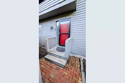 10 Ledgewood Drive #10, Brookfield, CT 06804 - Photo 2