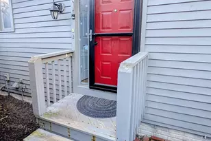 10 Ledgewood Dr, Brookfield, CT 06804 - Photo 2