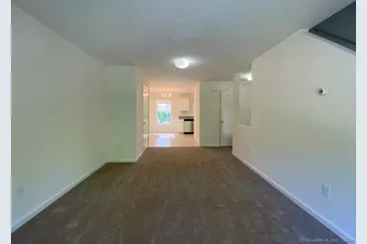 20 Orchard Street #204, Brookfield, CT 06804 - Photo 8