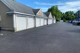 20 Orchard St, Brookfield, CT 06804 - Photo 2