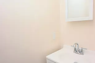 24 Woodward Ave, New Haven, CT 06512 - Photo 18