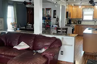 102 Carroll Ave, Bridgeport, CT 06607 - Photo 6