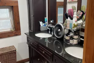 102 Carroll Ave, Bridgeport, CT 06607 - Photo 24