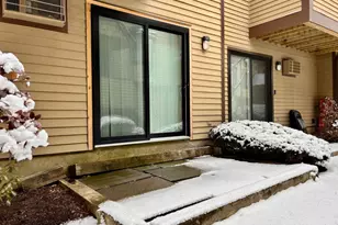 8 Oakwood Ave, Norwalk, CT 06850 - Photo 16