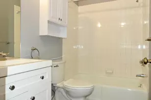 8 Oakwood Ave, Norwalk, CT 06850 - Photo 30