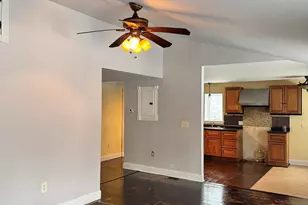 24 East Ave, Norwich, CT 06360 - Photo 8