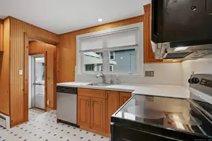 1 Chapman Ave, Waterford, CT 06375 - Photo 14