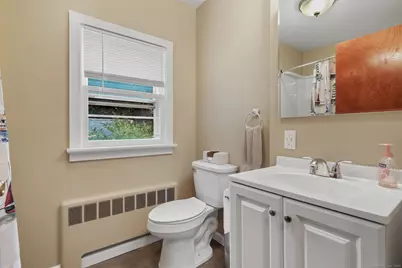 1 Chapman Avenue, Waterford, CT 06375 - Photo 16