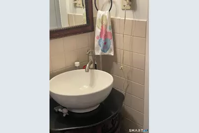 98 Carroll Avenue, Bridgeport, CT 06608 - Photo 14