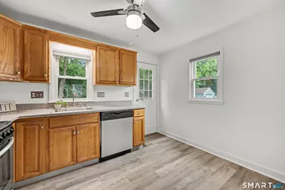 55 Valley Road, Hamden, CT 06514 - Photo 8