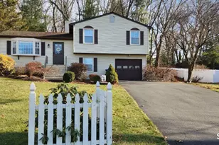 814 Graham Rd, South Windsor, CT 06074 - Photo 2