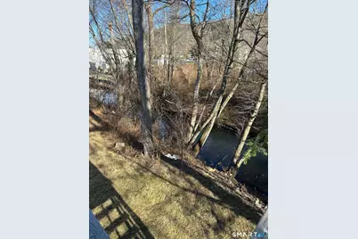 1693 Litchfield Turnpike, Woodbridge, CT 06525 - Photo 24