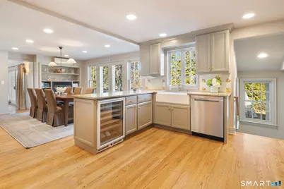 18 Cloverly Circle, Norwalk, CT 06855 - Photo 16