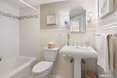 18 Cloverly Circle, Norwalk, CT 06855 - Photo 34