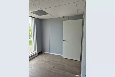 [Address not provided], Stamford, CT 06907 - Photo 2