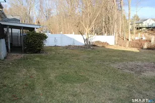 34 Woodrow Ave, Norwich, CT 06360 - Photo 14