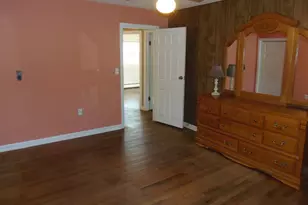 139 Forest St, East Hartford, CT 06118 - Photo 16