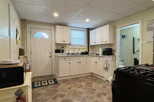 144 Montauk Ave, New London, CT 06320 - Photo 8