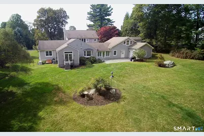 9 Dowling Drive, Ridgefield, CT 06877 - Photo 2
