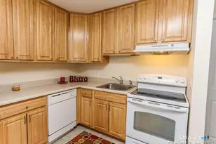 15 Fordyce Ct, New Milford, CT 06776 - Photo 2