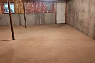 208 Castlewood Dr, Bloomfield, CT 06002 - Photo 26