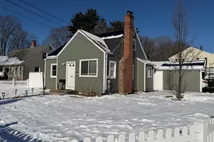 19 Maple St, Plainville, CT 06062 - Photo 1