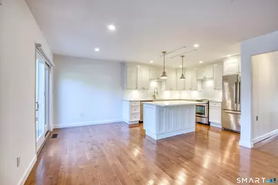 9 Georgetowne North, Greenwich, CT 06831 - Photo 2